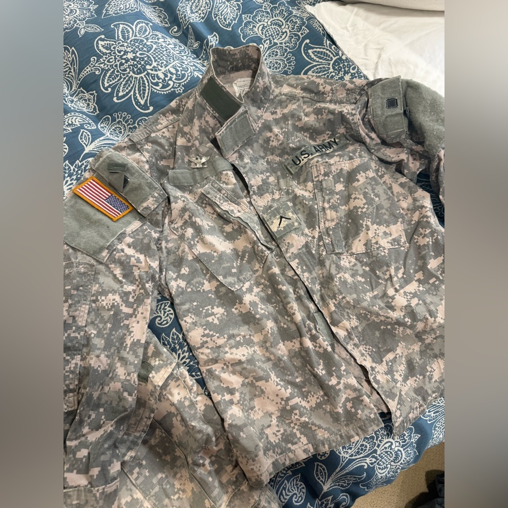 HALLOWEEN ARMY COSTUME - SIZE MED SHORT